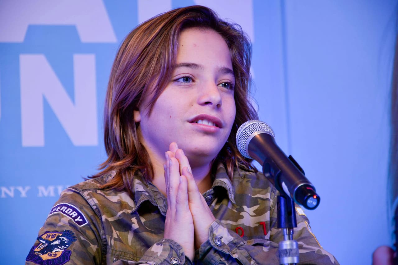 Con apenas 13 años, el actor y ahora cantante español lanzará su primer disco.