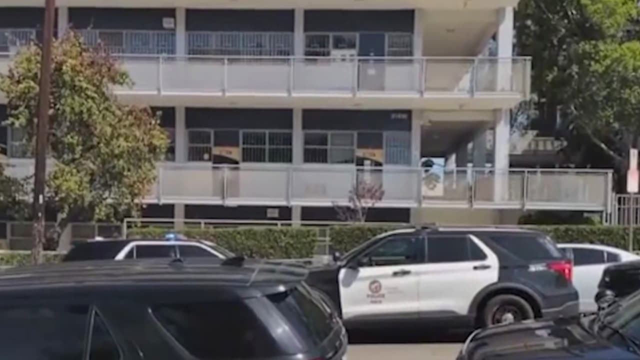 Familia de Xavier rechaza dictamen de suicidio y exige justicia ante el Distrito Escolar