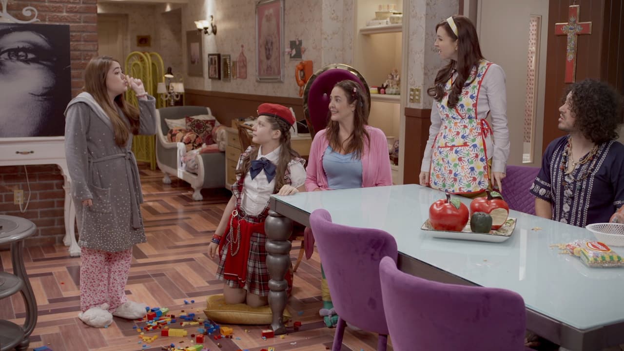 En el capítulo 1 de la quinta temporada, Martina cayó en una profunda depresión tras ser plantada en el altar por Romualdo. No quería ni pelear con La Nena, es por eso que ésta armó todo un plan para animarla a volver a pelear.