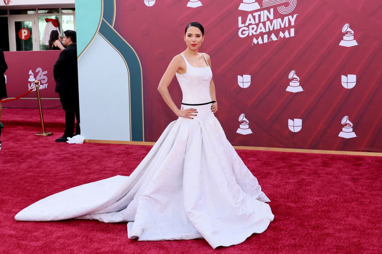 Latin GRAMMY 2024: Los famosos desfilan por la alfombra roja y aquí te contamos todos los detalles