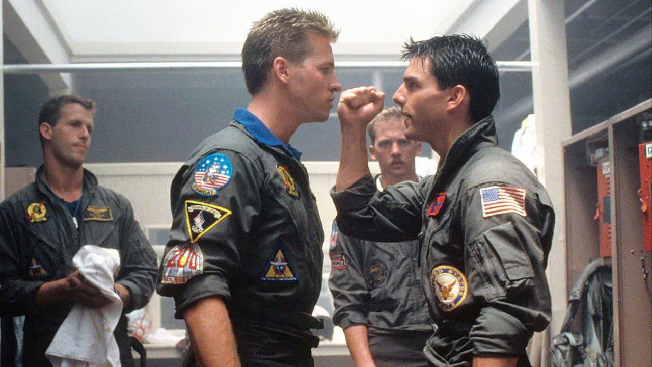 Val Kilmer y Tom Cruise en la película 'Top Gun'