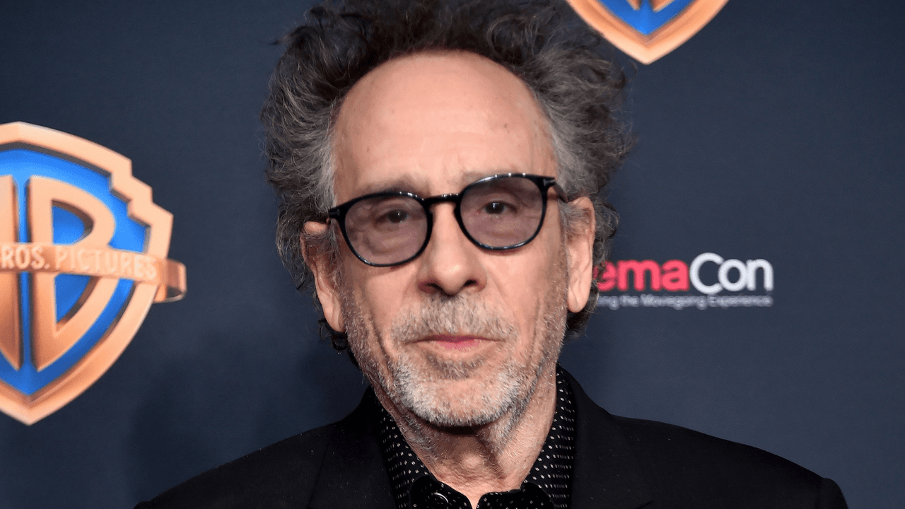 Tim Burton presenta ‘Beetlejuice Beetlejuice’ y confiesa: “Amo México”