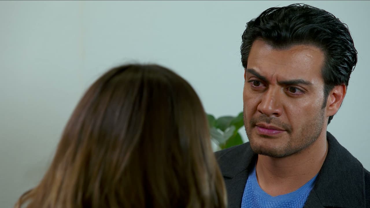 Raúl pide disculpas por besar a Maritza