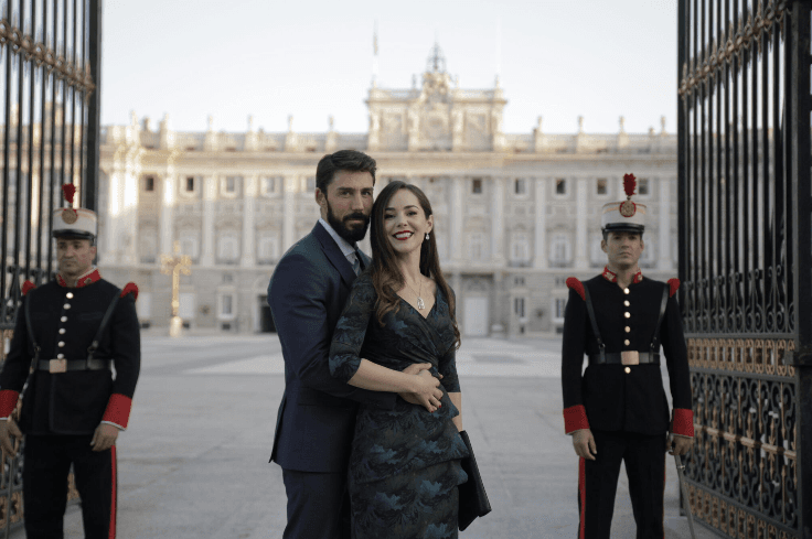 Rubén Sanz y Camila Sodi viajaron a España para grabar el increíble momento en el que 'Rubí' se va a perseguir sus sueños al lado del 'Príncipe Eduardo'.
