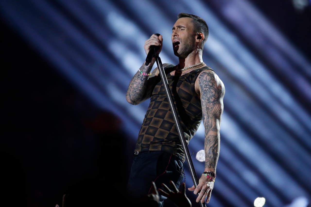Adam Levine fingió ser un policía para hacer bromas y no lo reconocieron