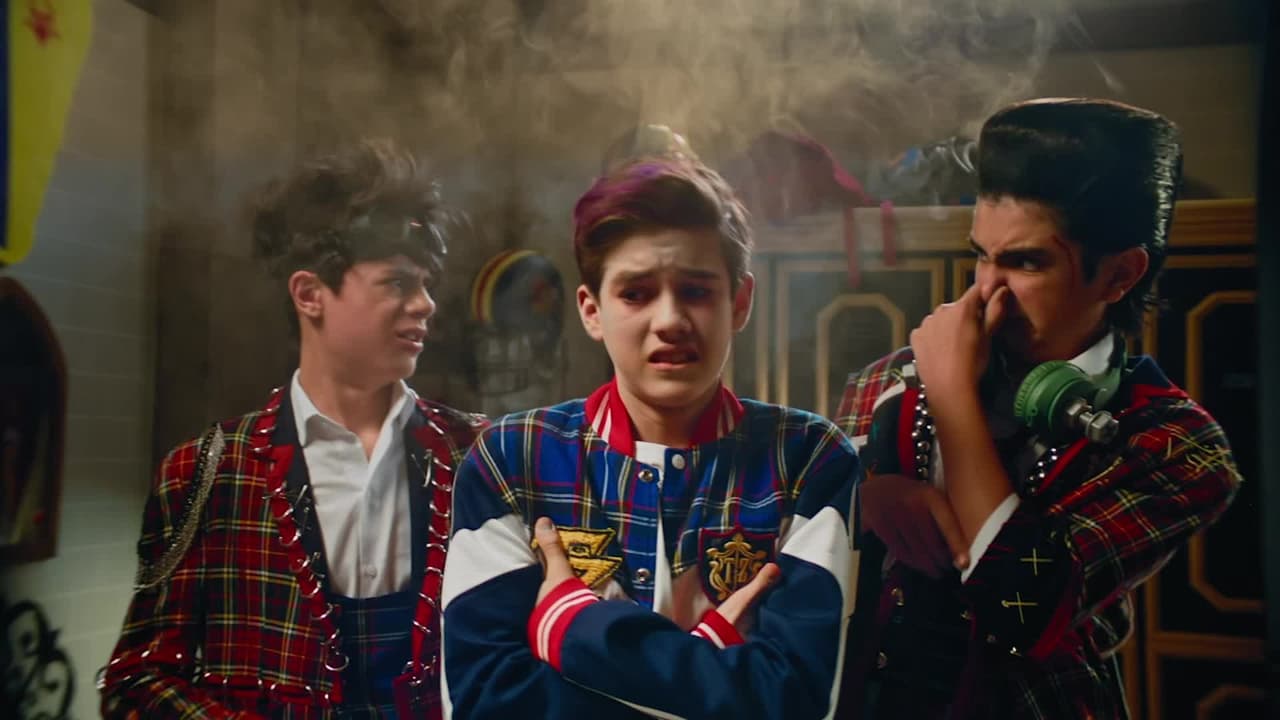 ¡Tomy se convierte en zombie a los 13 años y ahora come bichos y huele feo!