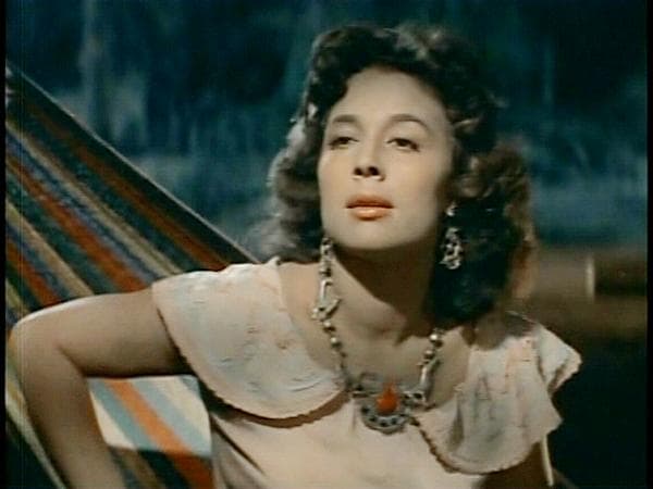 Filmó al lado de grandes estrellas como Cantinflas, Tin Tan, Resortes, Viruta y Capulina, su esposo Antonio Aguilar, el cineasta Ismael Rodríguez, María Félix, entre otros.