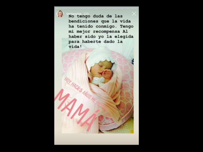 “No tengo duda de las bendiciones que la vida ha tenido conmigo. Tengo mi mejor recompensa al haber sido yo la elegida para haberte dado la vida”, expresó la modelo, de 31 años, en su perfil de Instagram.
