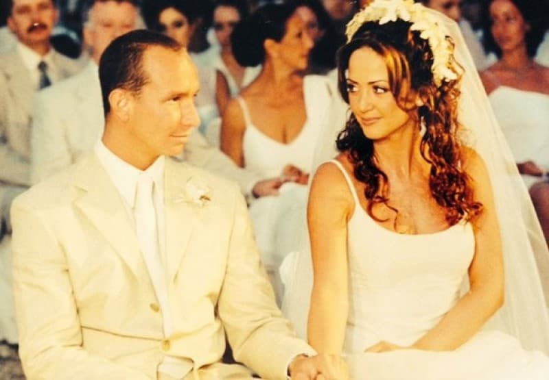 Andrea Legarreta y Erik Rubín celebraron el pasado 1 de abril 21 años juntos, razón por la que te contaremos cómo nació su historia de amor.