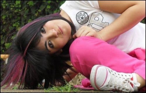 Por su parte, Adriana Ahumada dio vida a Marisol, una adolescente dark que sueña con convertirse en una estrella de rock.