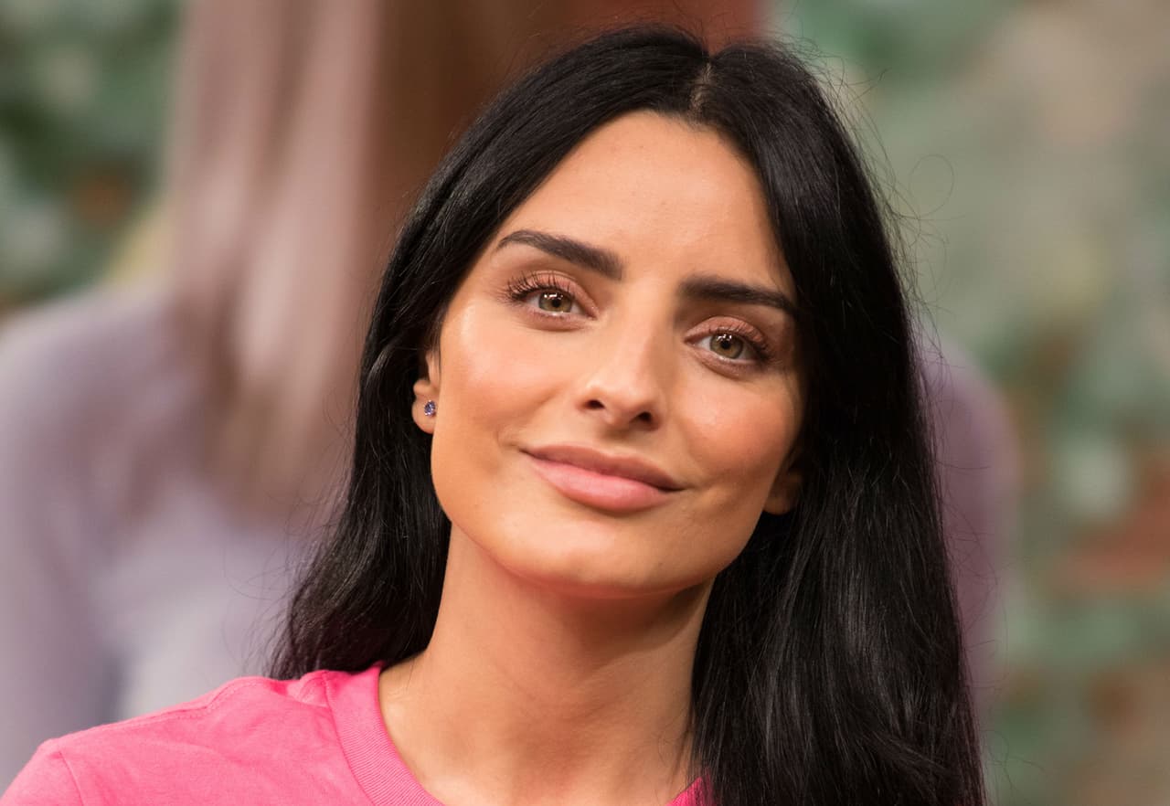 Aislinn Derbez confiesa las complicaciones que sufre tras el nacimiento de Kailani