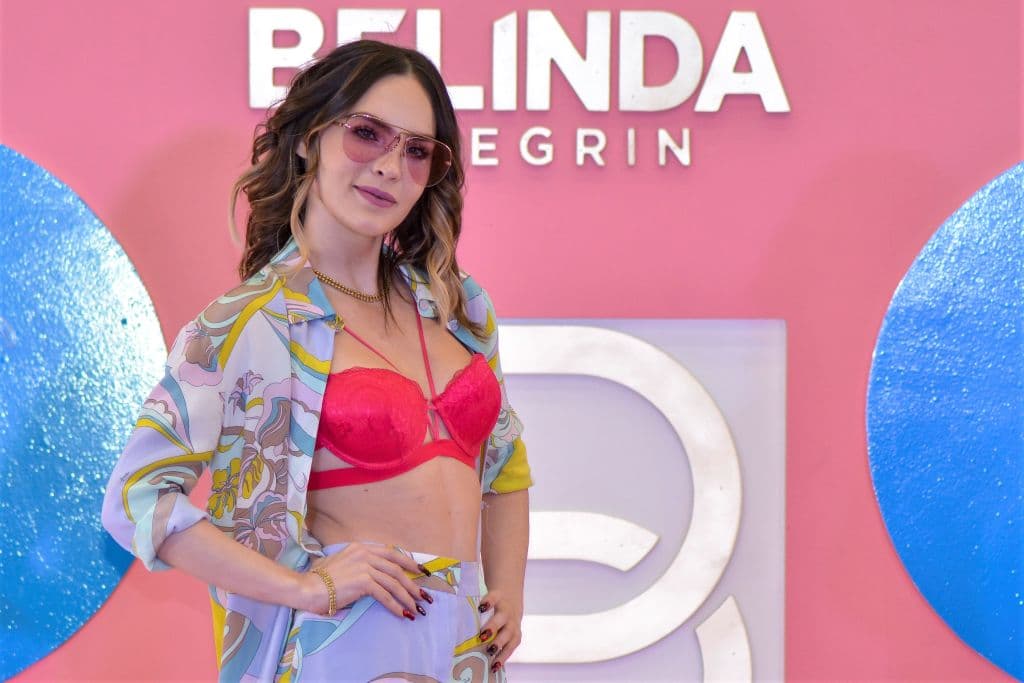 Belinda luce irreconocible en foto e impacta por el tamaño de sus labios: “Ya no es ella”