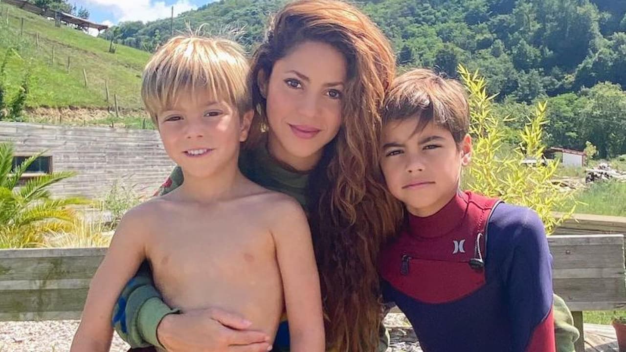 Shakira deja sin palabras al reaparecer en estremecedor video