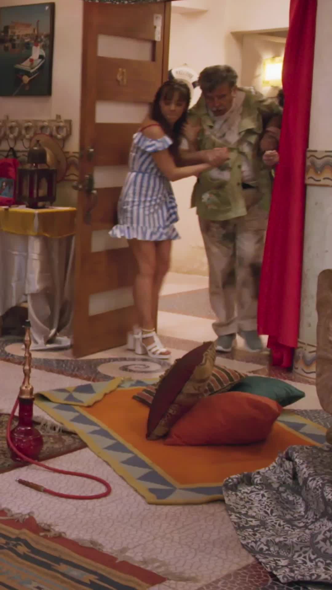 Cuando tu mamá le entra por mover los muebles de la casa