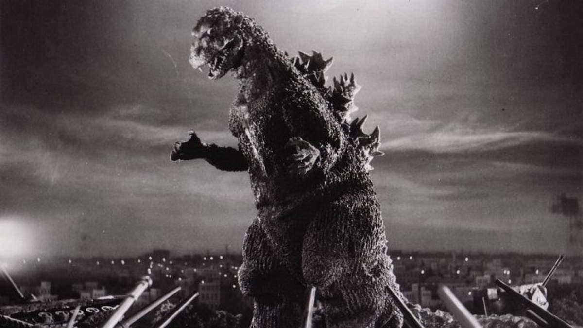 Hajime Isayama, creador de Attack on Titan, ha admitido que el cine de kaijus como Godzilla fue de las principales referencias para su obra.