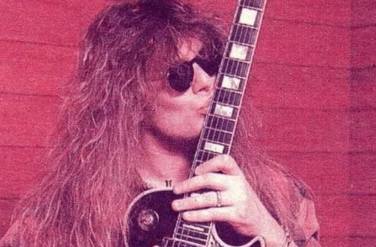 Muere John Sykes, legendario guitarrista, ex integrante de bandas de rock como Whitesnike y Tygers of Pan Tang