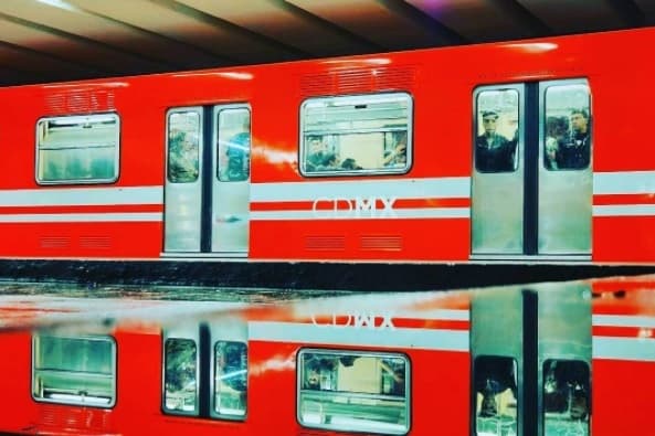 Lo que No debes hacer en el Metro