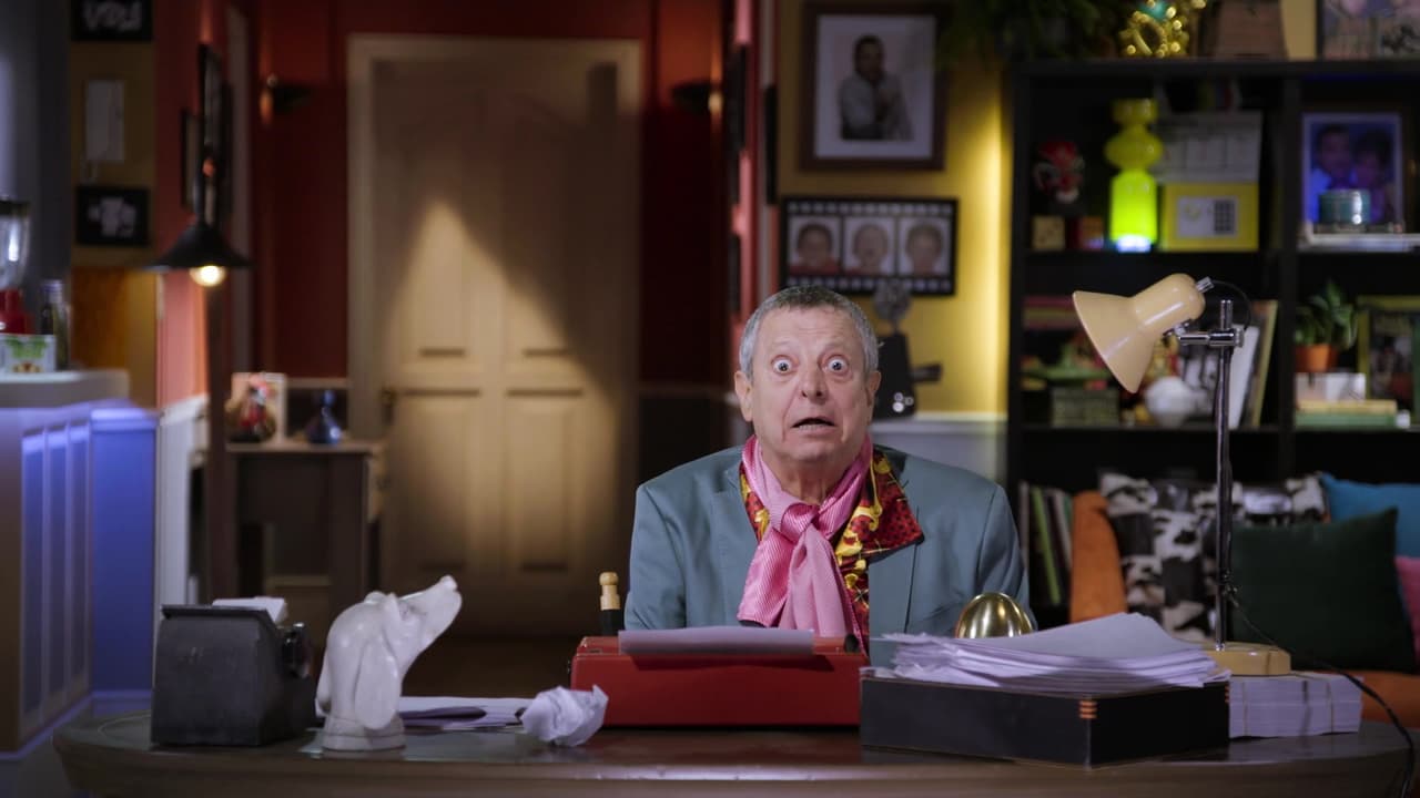 Igual que Don Frankie... Trabajando en sus guiones...