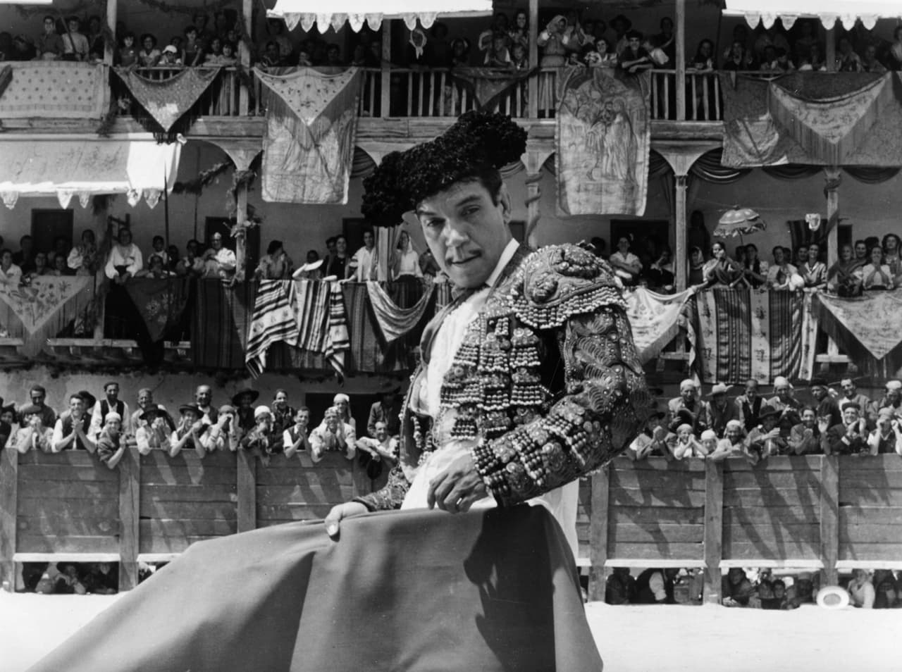 Mario Moreno del Moral niega que su madre dañara la tumba de 'Cantinflas'