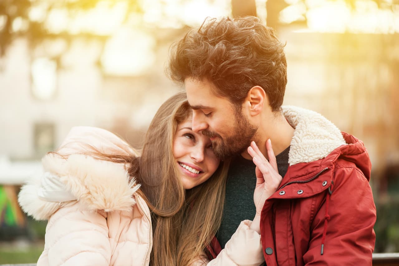Cinco razones para salir con un hombre más joven que tú