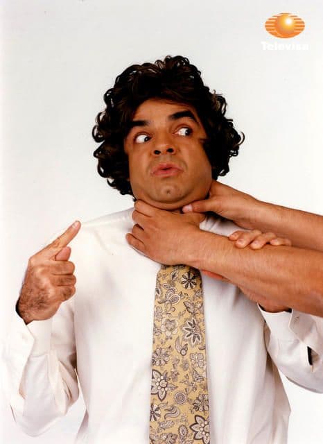 Eloy GamenóDirecto del programa XHDRBZ (2002), este personaje es tan, pero tan desesperante que cualquiera termina estrangulándolo. Cómo olvidar su característica queja: ”¡óigame no!, ¡me ahorcó óigame!”.