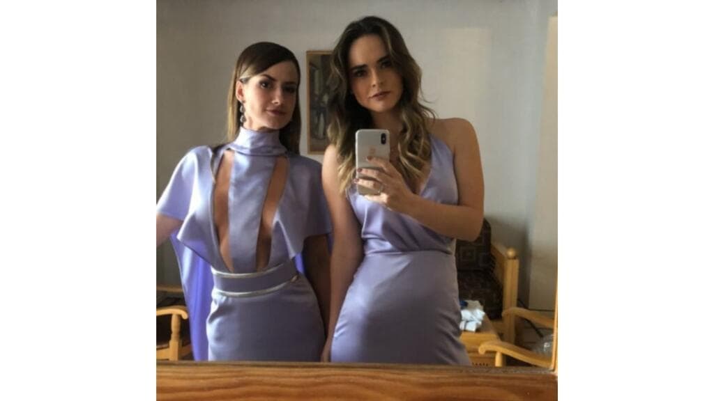La actriz se sinceró sobre su outfit en una transmisión de Instagram.