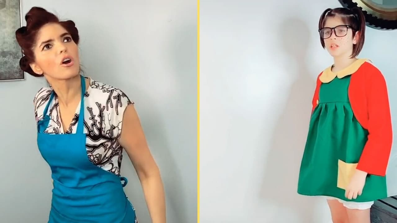 Ana Bárbara recrea divertida escena de ‘Vecinos’ en compañía de su hijo vestido de ‘La Chilindrina’