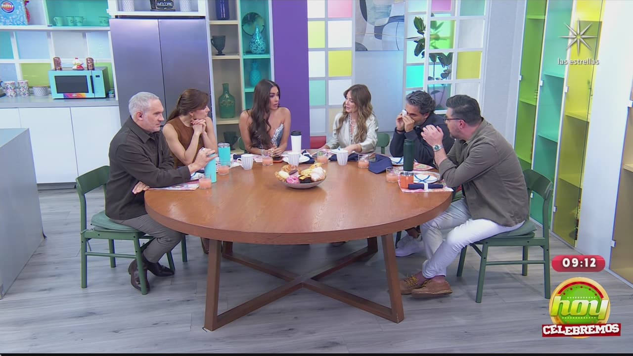 Operan a conductora de Hoy; reaparece en vivo y, con voz entrecortada, revela: “Pensé que ya no los volvía a ver”