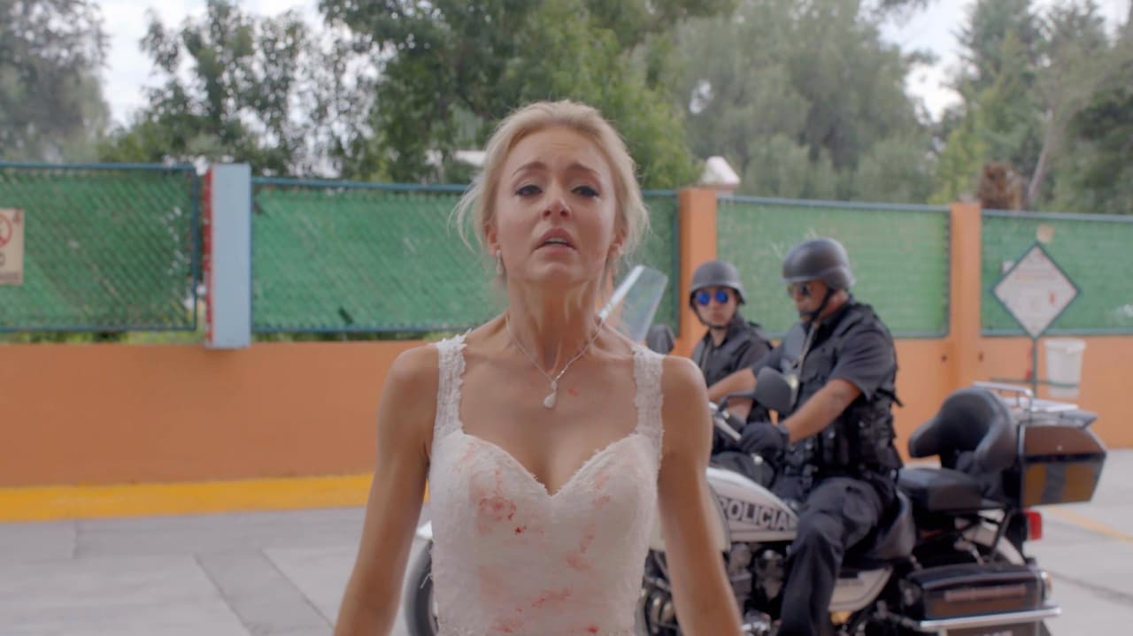 A diferencia de las bodas pasadas, Angelique vivió un fuerte momento con su personaje de ‘Lucía Borges’, pues en la fiesta, su esposo fue apuñalado, llevándolo a la muerte.