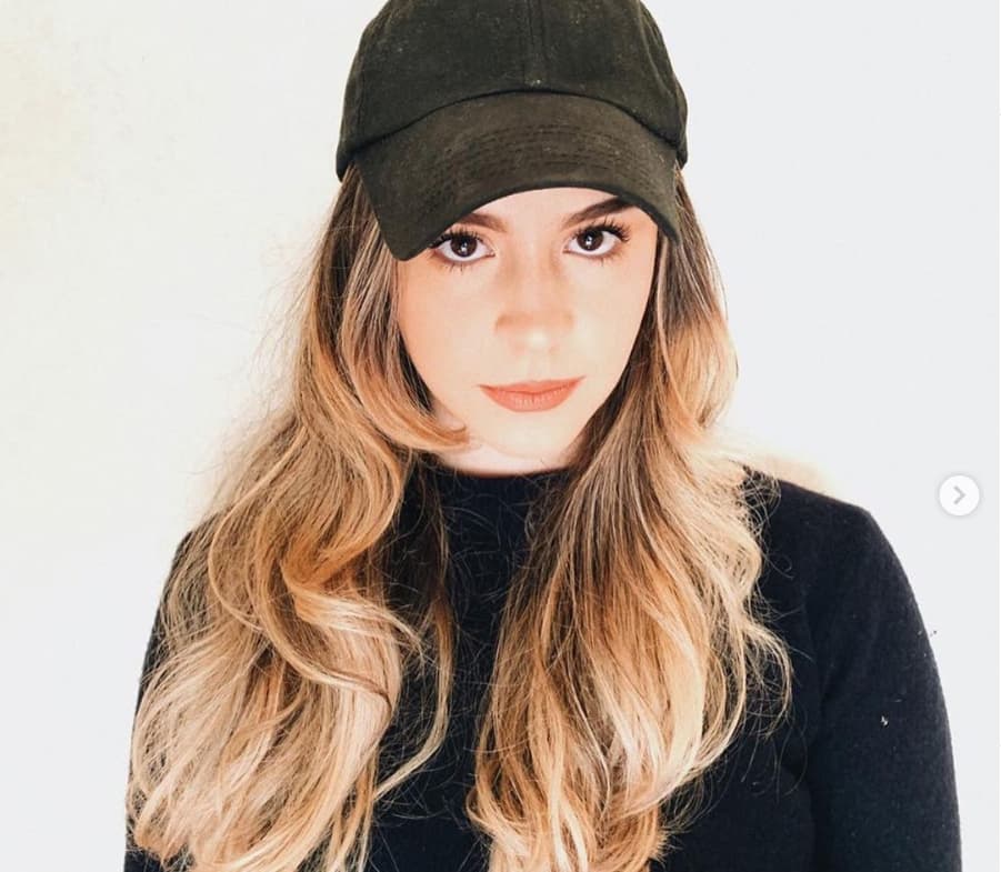 A finales de octubre, Ana Paula, hija de Biby Gaytán y Eduardo Capetillo, sorprendió a sus seguidores al presumir su cambio de look, en el que se deshizo de su cabello negro para convertirse en rubia.
