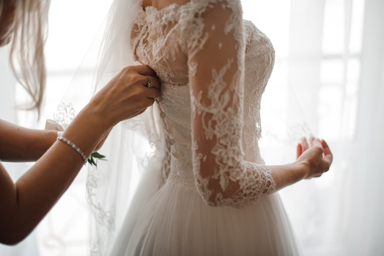 ¡Votación! ¿Qué famosa en vestido de novia ha sido tu favorita?
