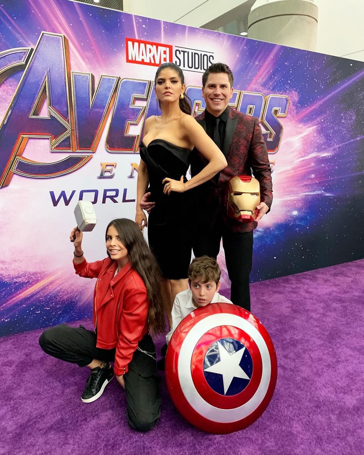Ana Bárbara se equivoca y habla de la Mujer Maravilla en el estreno de 'Avengers: Endgame'
