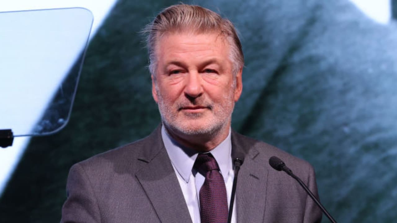 Alec Baldwin nuevamente es acusado de homicidio involuntario por disparo en rodaje de ‘Rust’