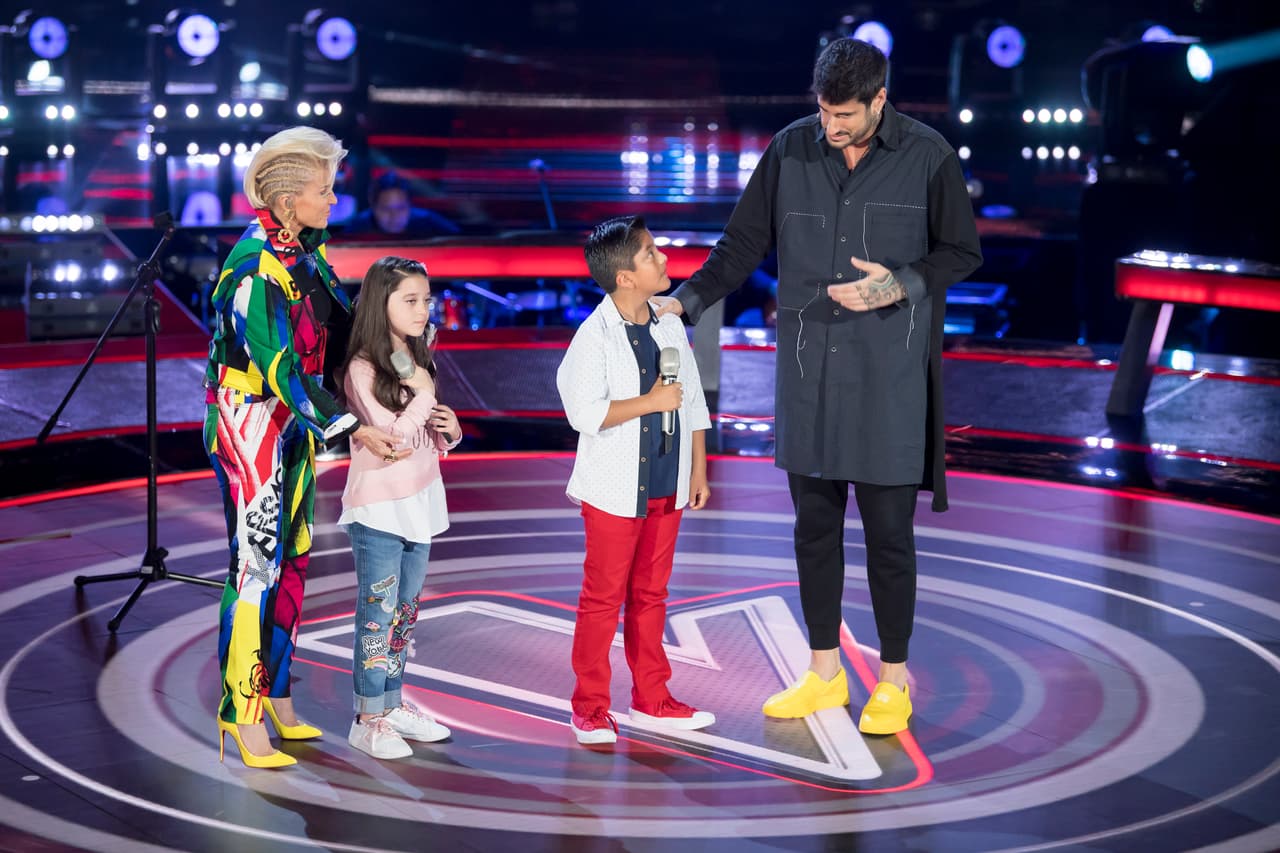 Melendi le dio la oportunidad a Emily para pasar a las semifinales, pero no se olvidó de sus promesas. Ahora Marco Antonio y Karime tendrán la oportunidad de grabar una canción y conocer a la cantante Rosario.