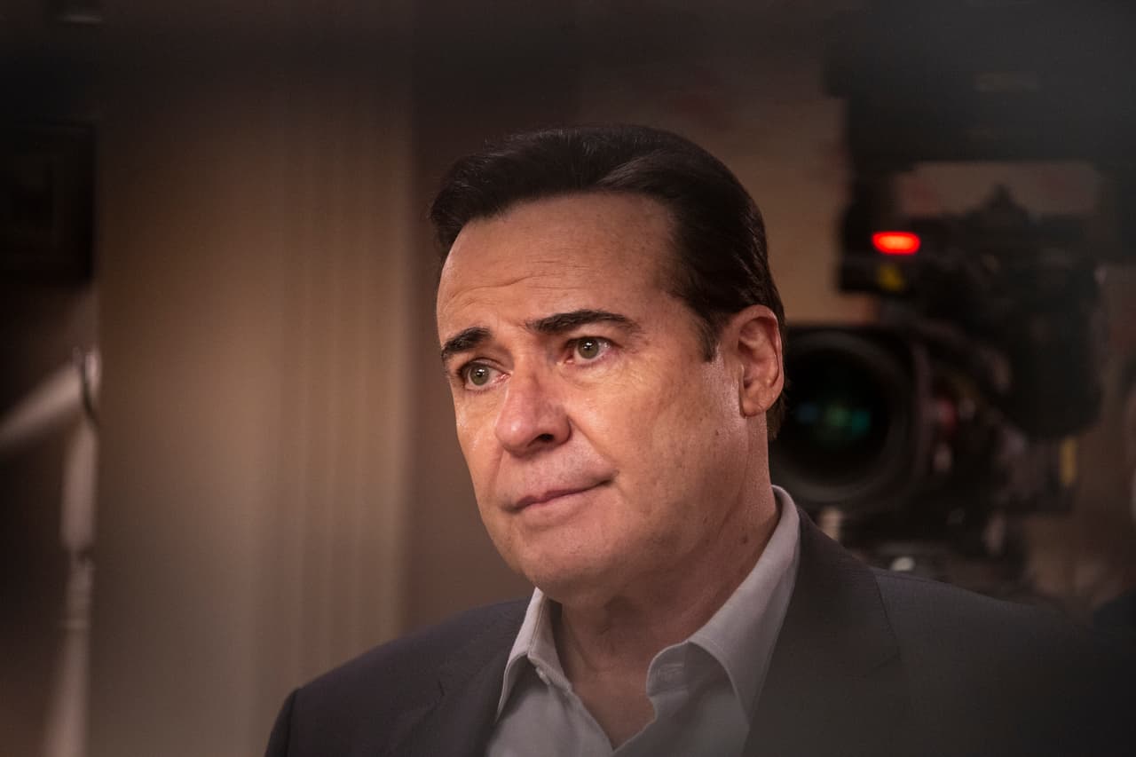 César Évora tendrá casa chica en la telenovela “S.O.S. Me estoy enamorando”