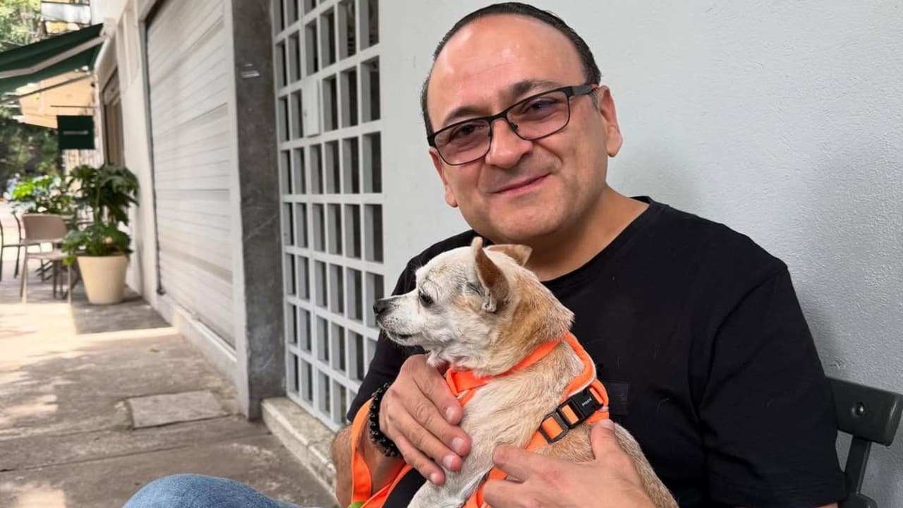 Lalo España anuncia su salida de un importante proyecto y surgen rumores de retiro: ¿se despedirá de los escenarios?