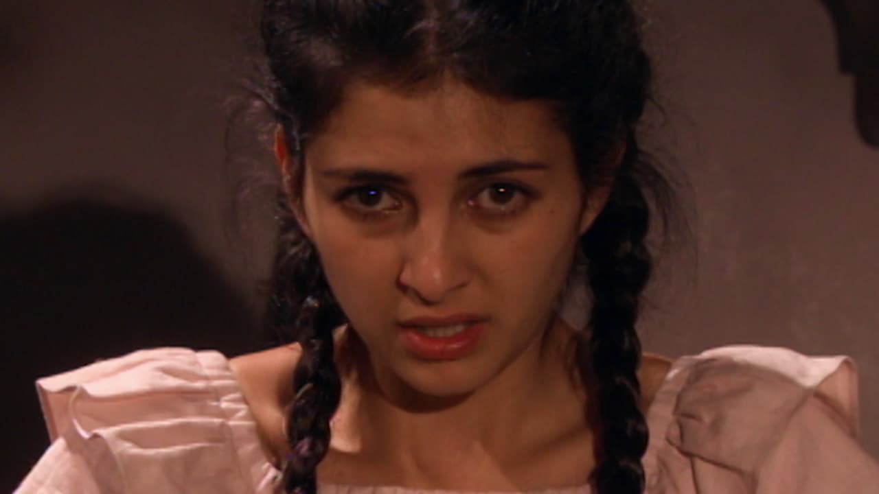 'Destilando Amor' es una éxitosa telenovela estrenada en 2007 y protagonizada por Angélica Rivera, Eduardo Yáñez, Chantal Andere y Sergio Sendel, entre otros. La historia principal gira en torno a 'Gaviota' y 'Rodrigo'; sin embargo, algunos romances dentro de la trama nos han cautivado, como el de 'James' y la tierna 'Acacia'. ¡Mira a continuación qué ha sido de esta última!