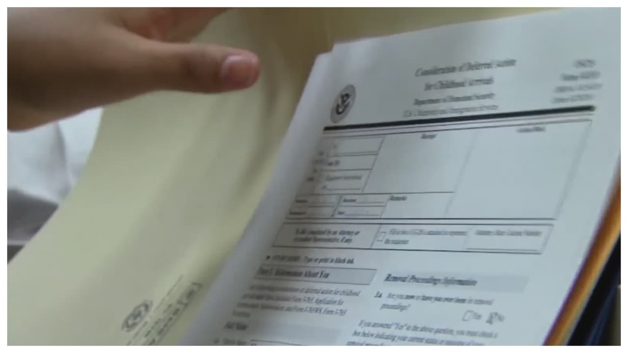 ¿Cómo afecta a cubanos y venezolanos en EEUU el anuncio de restricciones hecho por Trump?