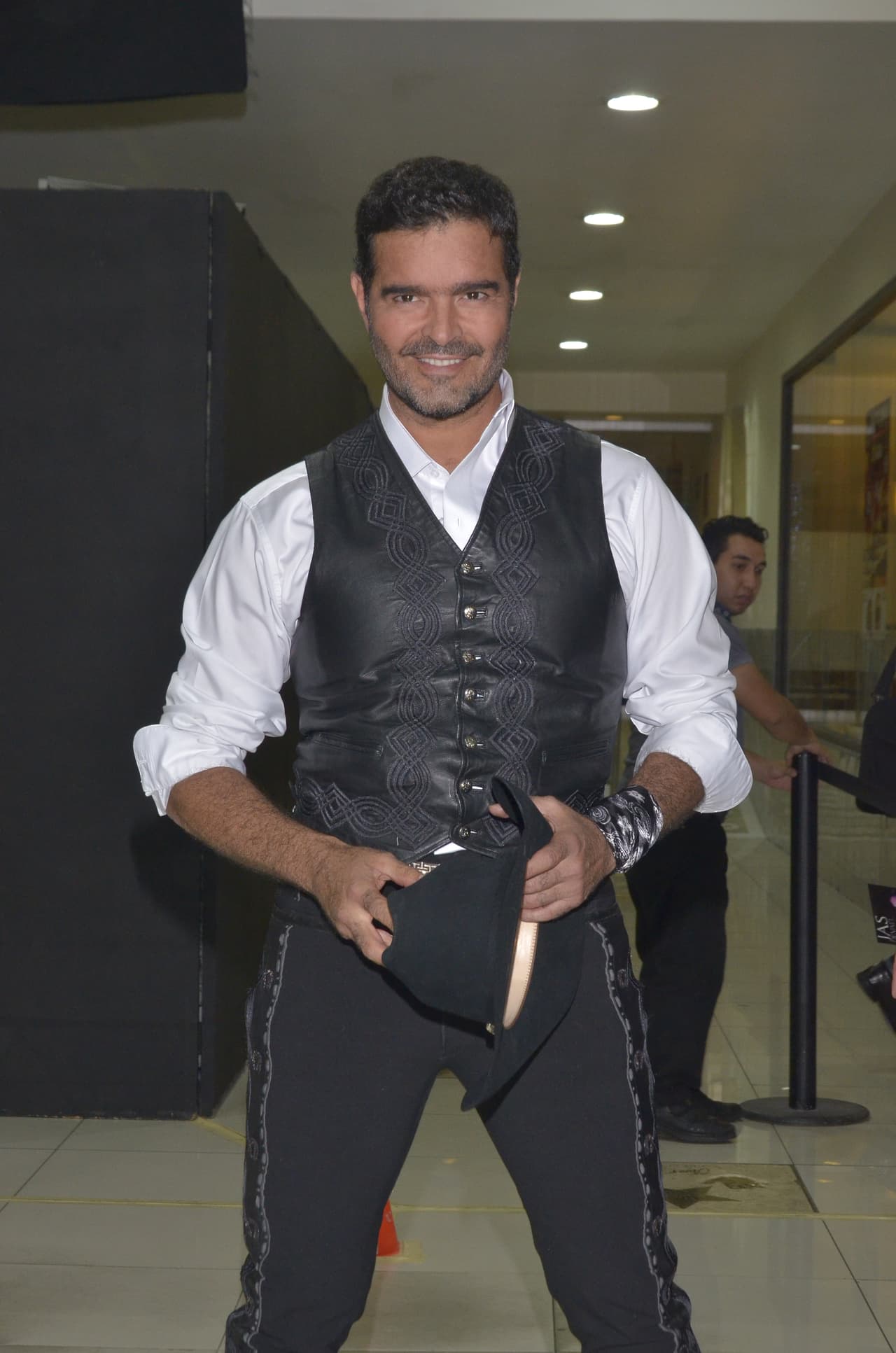 Tras rumores, Pablo Montero confirma nuevo romance con joven modelo