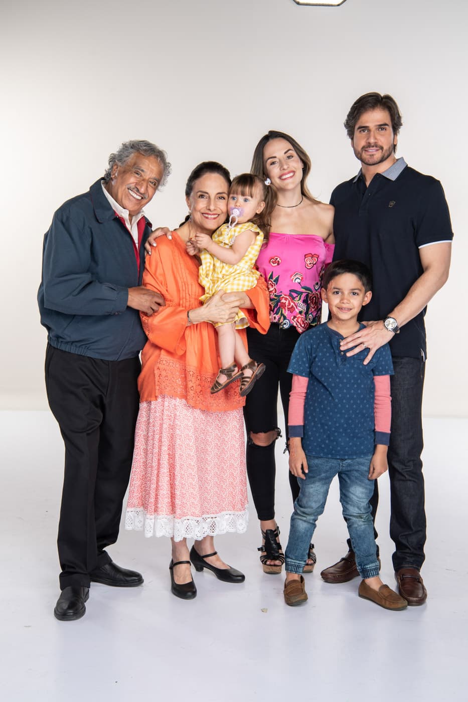 Mi Marido Tiene Más Familia