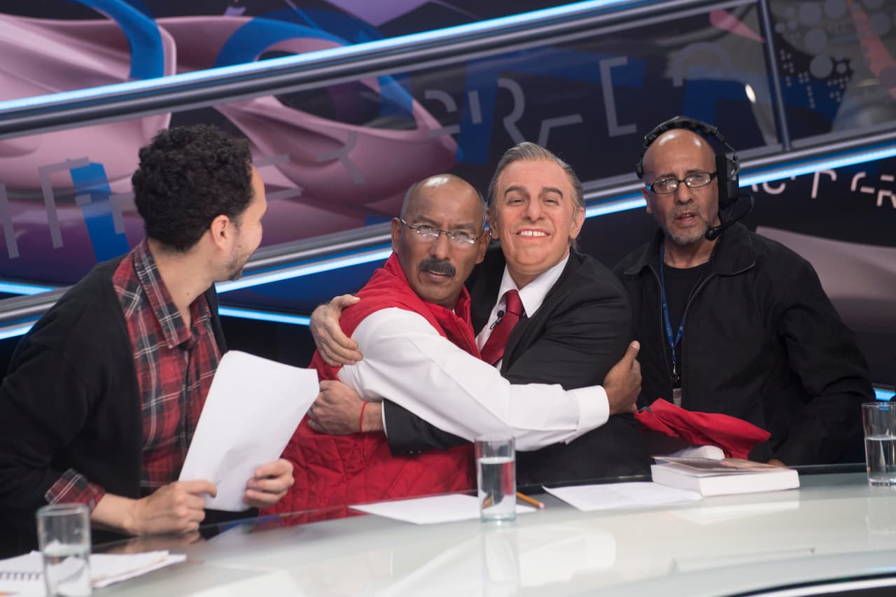 En los comerciales hubo tiempo para el amor, como el que existe entre Meade y René Juárez, presidente del PRI, ahora que ya fue, perdón, se fue Enrique Ochoa Reza.
