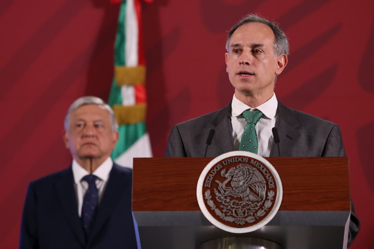 Famosos reaccionan al contagio de Covid-19 de Hugo López-Gatell, subsecretario de Salud