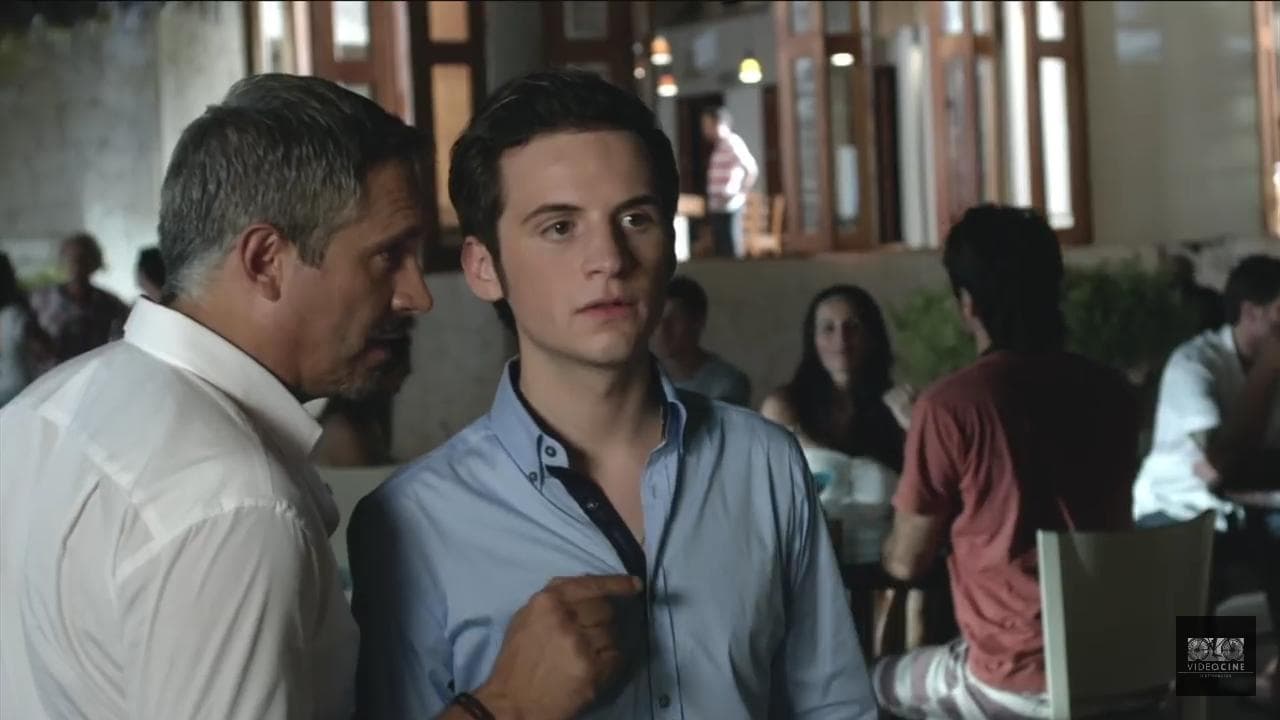 Los éxitos siguieron al protagonizar su primera película en el cine mexicano ‘Cómplices’, con Arath de la Torre.