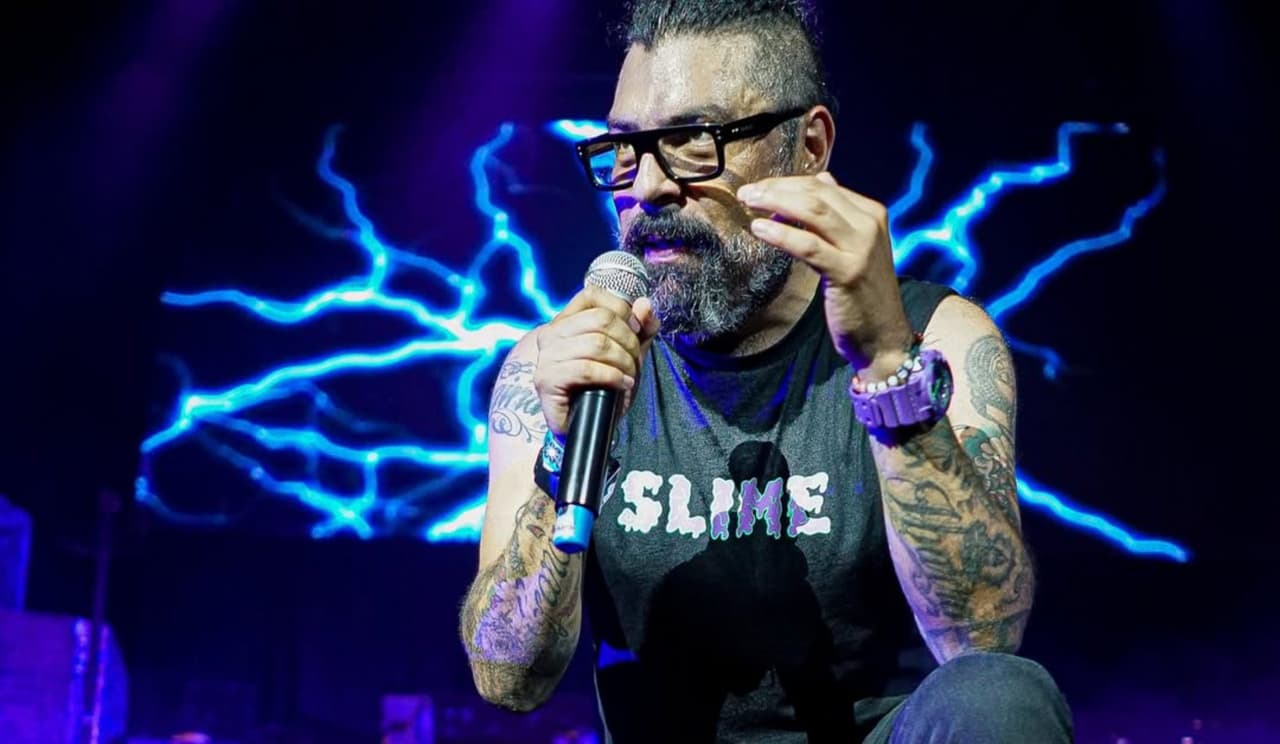 Dr. Shenka, vocalista de Panteón Rococó, reaparece en redes tras sufrir un preinfarto: "Ya los extraño"