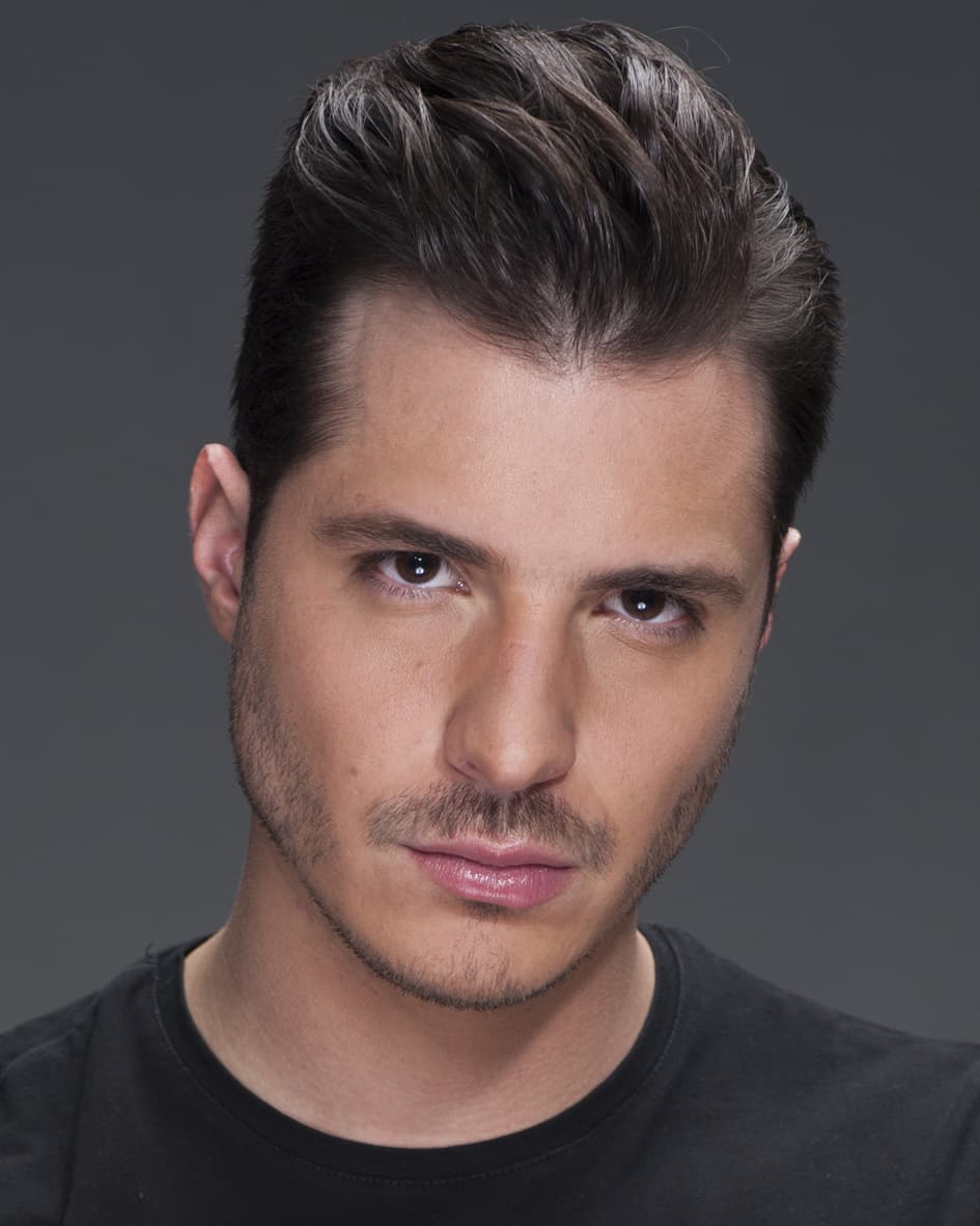 Nicolás Mena