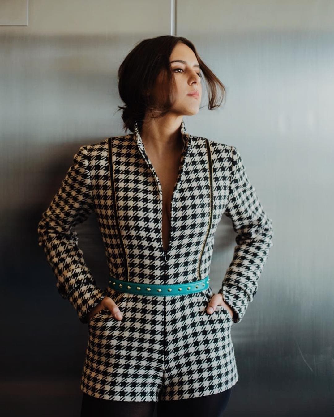 Camila Valero es BISNIETA de Silvia Pinal, NIETA de Sylvia Pasquel, HIJA de Stephanie Salas y Pablo Valero, HERMANA de Michelle Salas, SOBRINA NIETA de Viridiana Alatriste, Alejandra Guzmán y Luis Enrique Guzmán, SOBRINA de Frida Sofía.