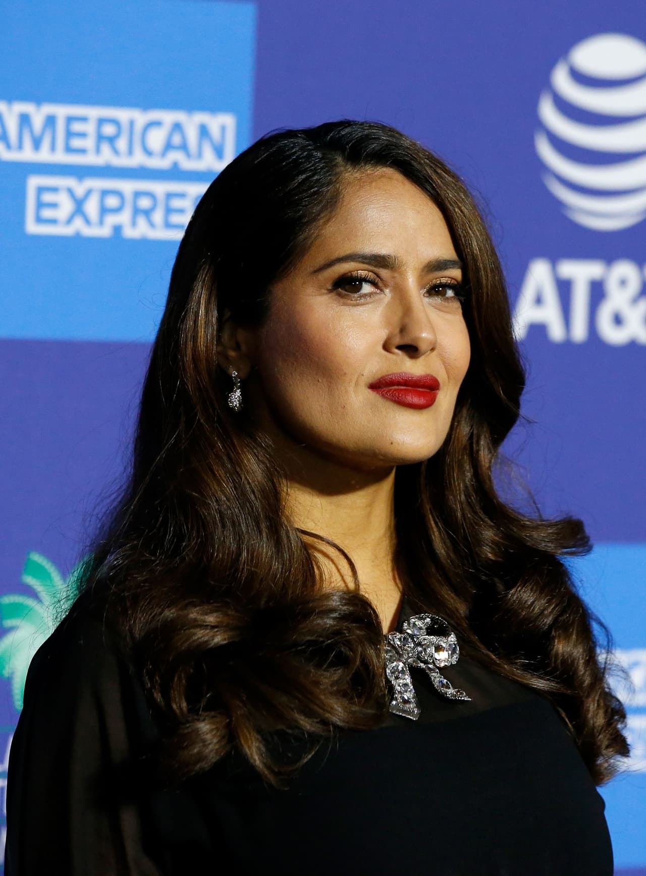 Salma Hayek recuerda cuando en Hollywood no tenía diseñador porque: 'no era tan famosa’