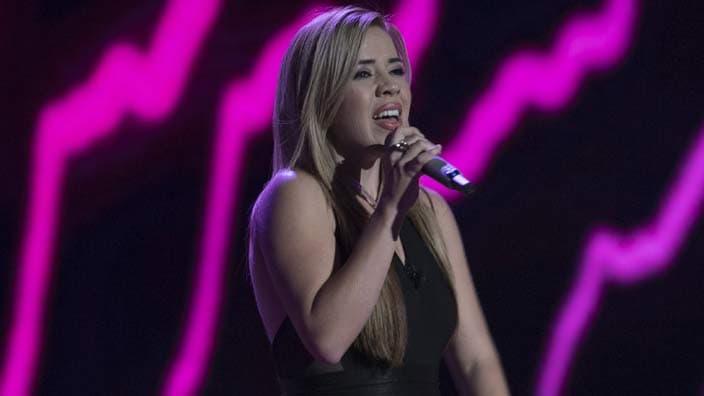 Elia enamoró a Maluma al estilo Ariana Grande