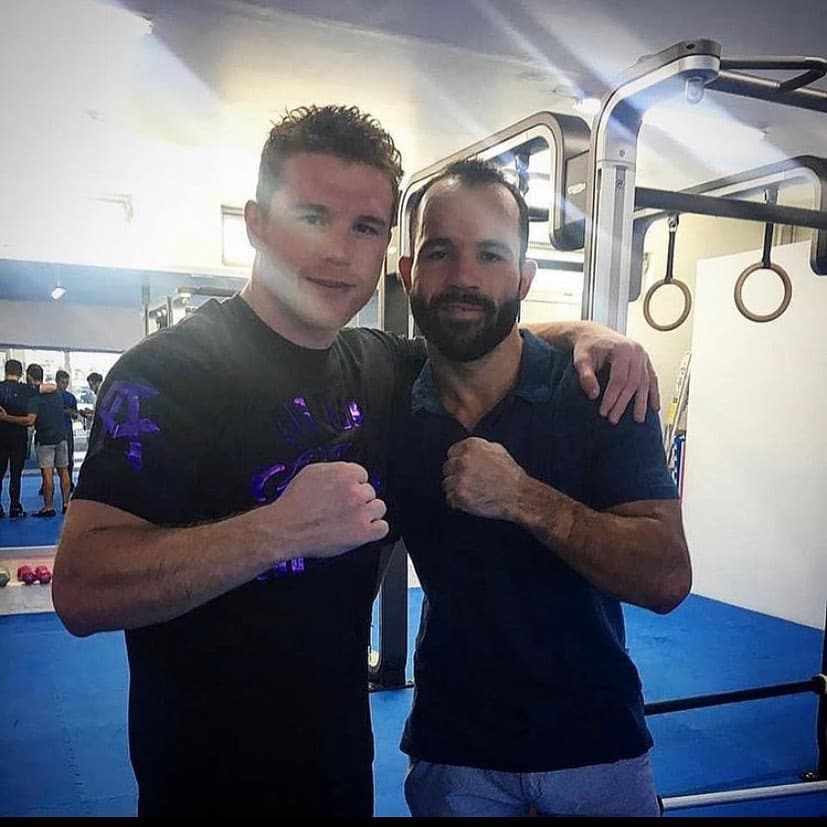 El pugilista tiene una gran carrera en dicho deporte e incluso en marzo pasado se enfrentó al hijo menor de Julio César Chávez, Omar Chávez.