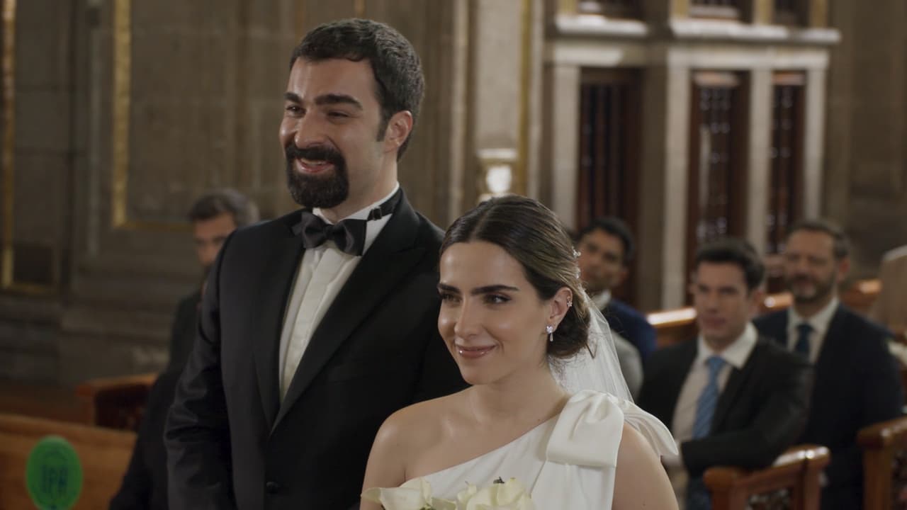 Cuando Aurora y Carlos están ya a punto de casarse...